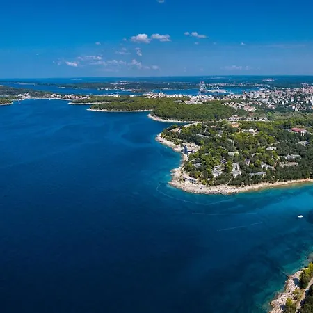 Senorita In With Pool * 풀라