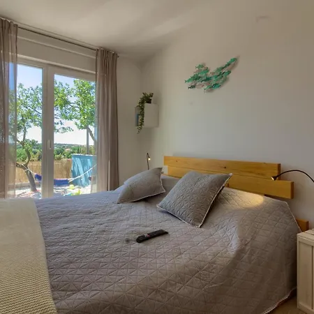 Villa Senorita In With Pool