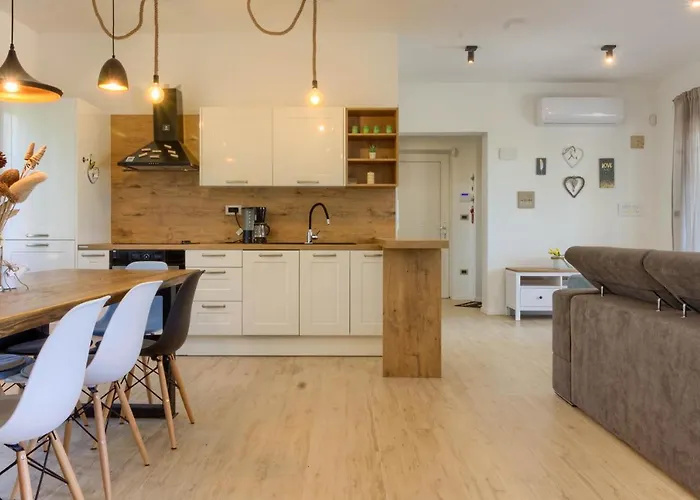 Villa Senorita In With Pool *